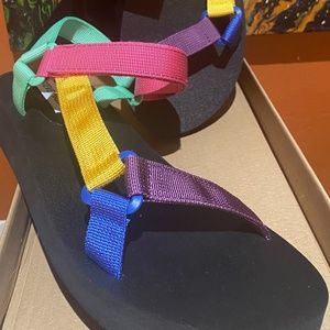 Steve Madden sandals